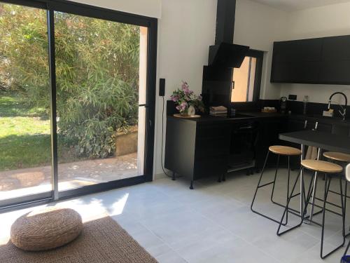 Grand studio lumineux & moderne - Manosque