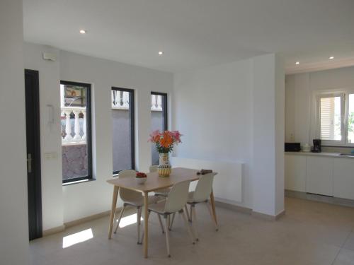SOMETHING SPECIAL LAS DUNAS 9 by RENTMEDANO pretty villa with sea view and pool