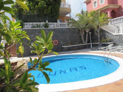 SOMETHING SPECIAL LAS DUNAS 9 by RENTMEDANO pretty villa with sea view and pool