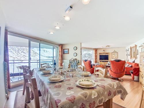 Χώρος καθιστικού στο Apartment Palafour - Le Lac-7 by Interhome