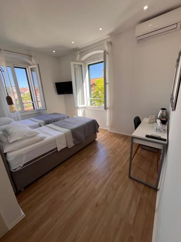 Soukki Town Centre Suites 2