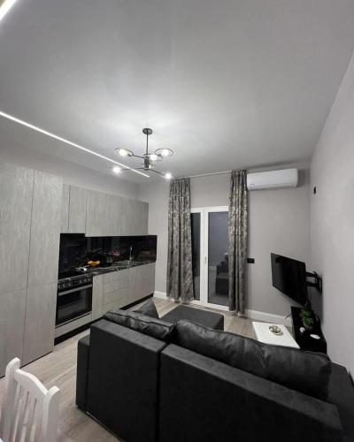 Bushati Home 2