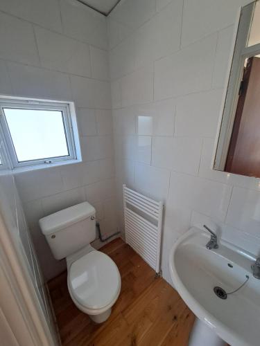 Gallery image of Malahide Village Bungalow in Malahide