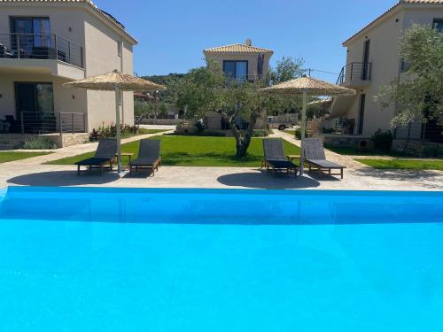 Three Charites Resort