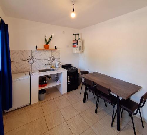 Kuchyň nebo kuchyňský kout v ubytování Departamentos Reinoso