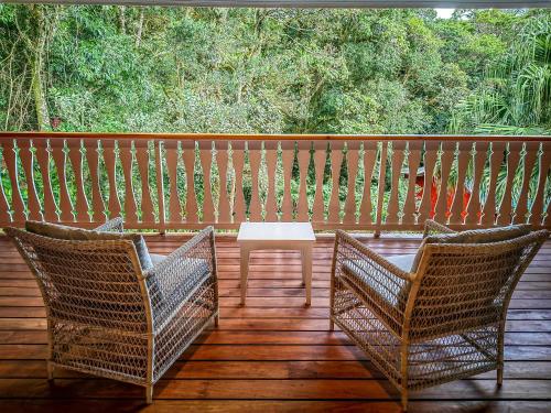Cloud Forest Lodgeにあるバルコニーまたはテラス