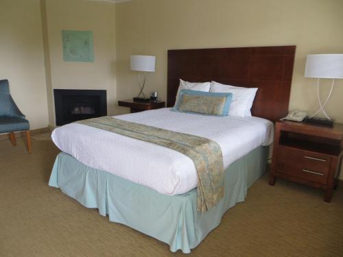 Carmel Bay View Inn – Photos 4