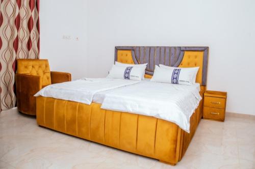 Fotografie z fotogalerie ubytování C K Suites Hotel v destinaci Adentan