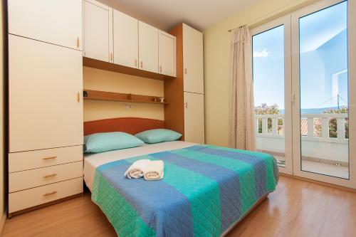 Holiday house with a parking space Stanici, Omis - 24285
