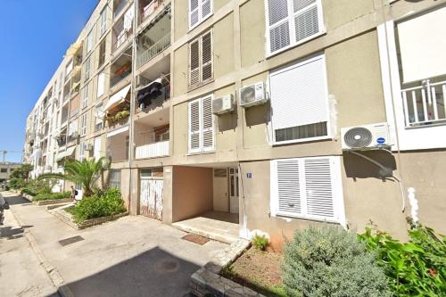 Apartments by the sea Zadar - 24422