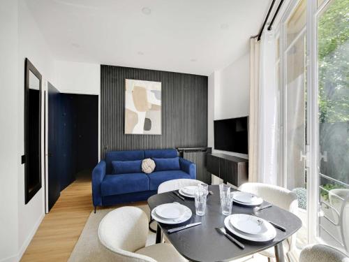 Magnificent 2BD 6P apartment - Eiffel Tower