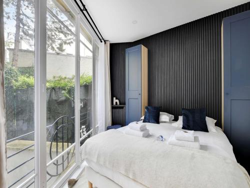 Magnificent 2BD 6P apartment - Eiffel Tower