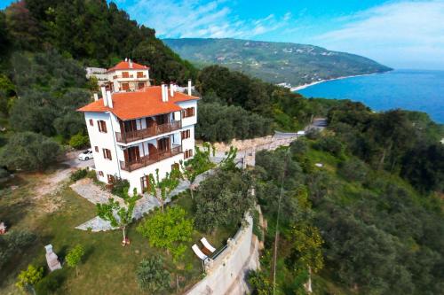 A bird's-eye view of Guesthouse Enastron