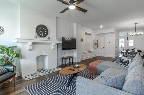 Foto Ann Avenue Charming 3 Bedroom Retreat Near Downtown St Louis 5