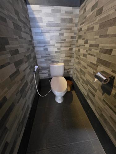 Istana Ombak Eco Resortにあるバスルーム