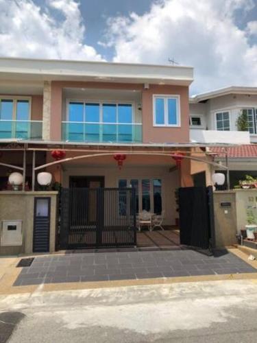 Bangunan di mana terletaknya rumah percutian