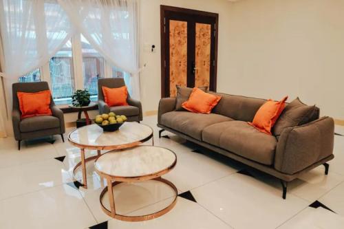 Ruang duduk di M54 House,9min Pavilion 2