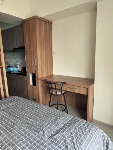 Postel nebo postele na pokoji v ubytování Cozy, Fully Furnished, Great Location The Accent Bintaro Tangerang Selatan