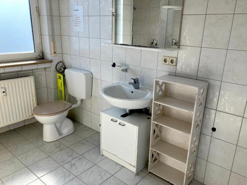 Koupelna v ubytování Zum Handwerkerglück Günzburg