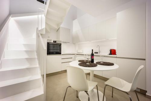 Downtown Properties Loft 1