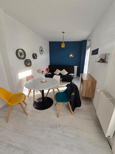 Appartement en RDC, lumineux et spacieux vue sur la montagne