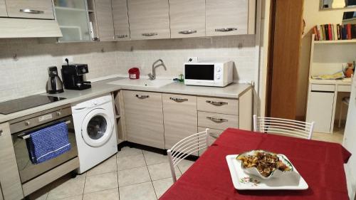 Η κουζίνα ή μικρή κουζίνα στο Casa Maria