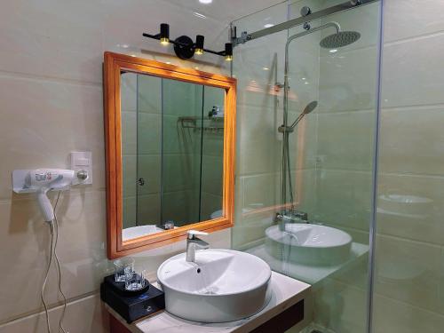 Koupelna v ubytování Nhật Tín Hotel