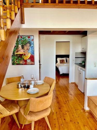 Erietta Suites