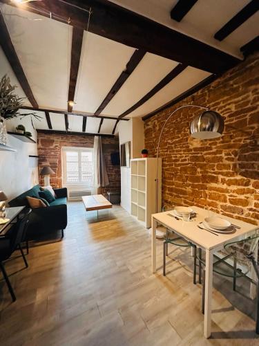 L Adresse Carnot - HYPERCENTRE - GARE - PARKING - HISTORIQUE