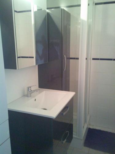 Photo de la galerie de l'établissement CAROLINE 1 - Excellent état bord de mer, à La Grande Motte