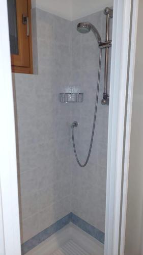 Ένα μπάνιο στο Appartmento-Wohnung Amblar