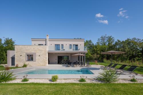 Villa Kalea with pool, and jacuzzi