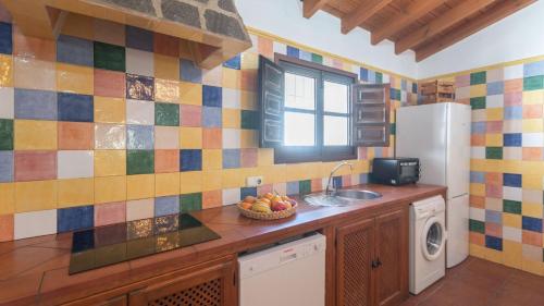 Gallery image of Casa María y Ana Almáchar by Ruralidays in Almáchar