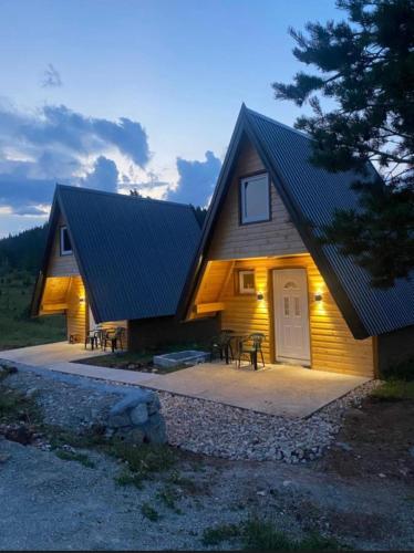 Fotografie z fotogalerie ubytování Mountain Paradise Cabin #2 v destinaci Krš