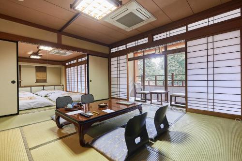 Posezení v ubytování Ryokan Koyokan