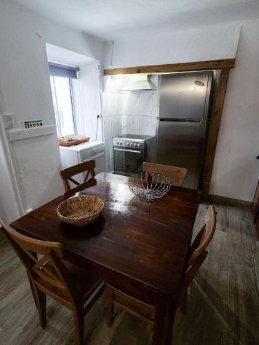 Φωτογραφία από το άλμπουμ του Casa do Domingos σε Cais do Pico