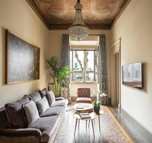 This Time Tomorrow in Florence photo 15