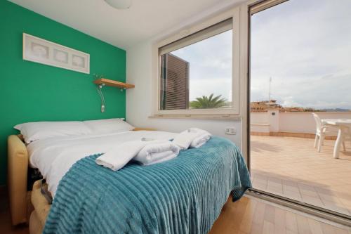 Magic Trastevere suite on roof terrace