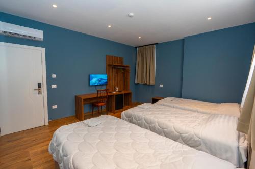 Imagen de la galería de GJUHADOLI HOTEL Restaurant, en Shkodër