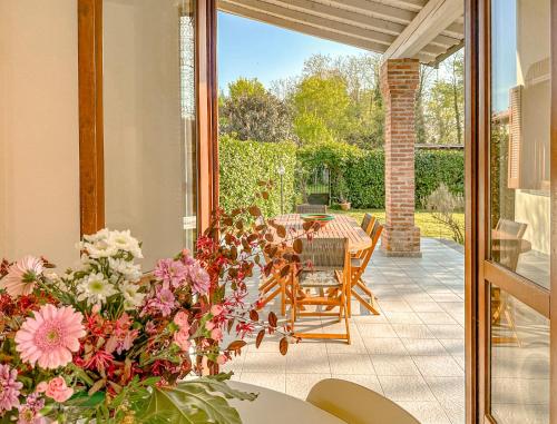 En have udenfor Villa Corelli - Parking and Exclusive garden