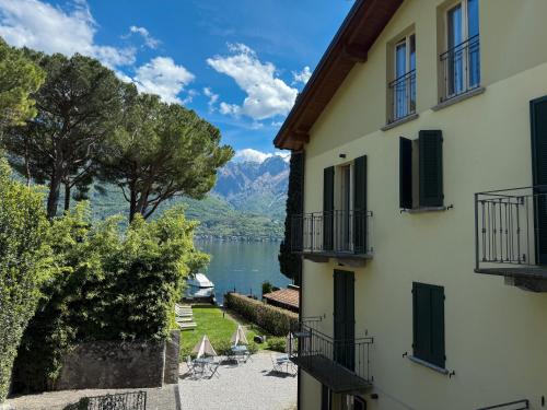 a view of a lake from a house at Residence Matilde in Oliveto Lario
