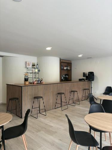 A restaurant or other place to eat at Hotel La Mota by Punta25 Hotels Group