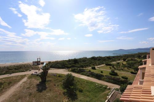 Duplex face mer avec solarium et piscine