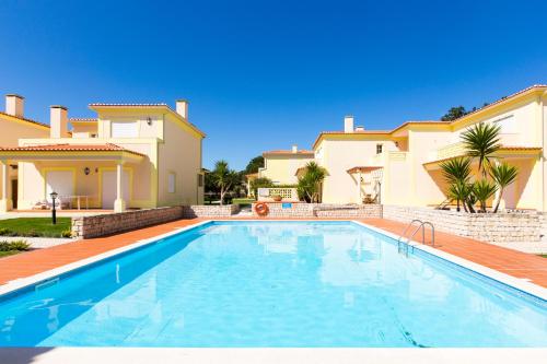 Πισίνα στο ή κοντά στο T3 calmo na Praia Del Rey piscina Óbidos 03