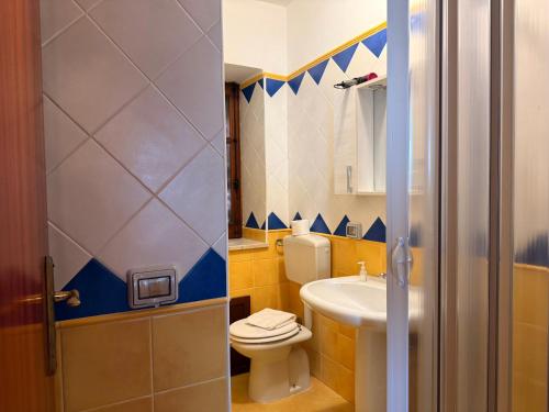 Kúpeľňa v ubytovaní MiraMare Residence Cefalú