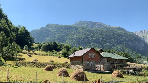 Gallery image of Guest House Ulaj in Vusanje