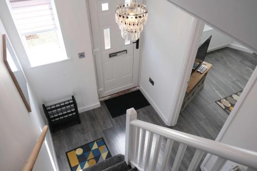Gallery image of Fabulous 3 Bedroom Home with Parking in Bedford in Bedford