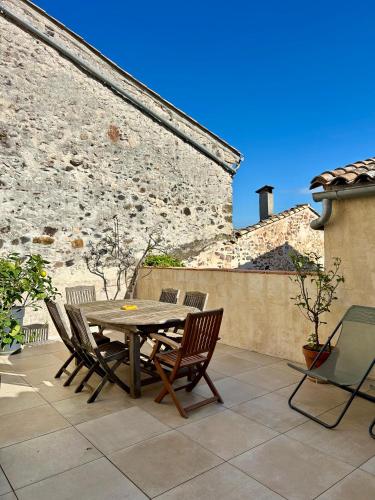 Charmante maison de village dans la vallée du lac du Salagou