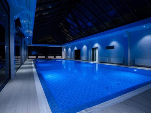 Πισίνα στο ή κοντά στο Express Tashkent Hotel&Spa