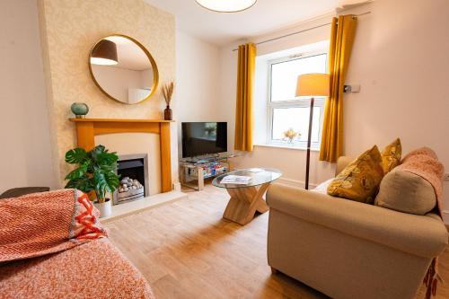 STELLA'S COTTAGE- Cute Traditional Home In South West By STAE-Homes photo 6